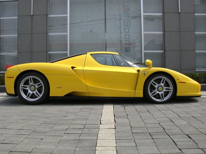 フェラーリ Enzo ０４モデル ジアロモデナ アートスポーツ ポルシェ中古車検索 チャンネル9 Jp