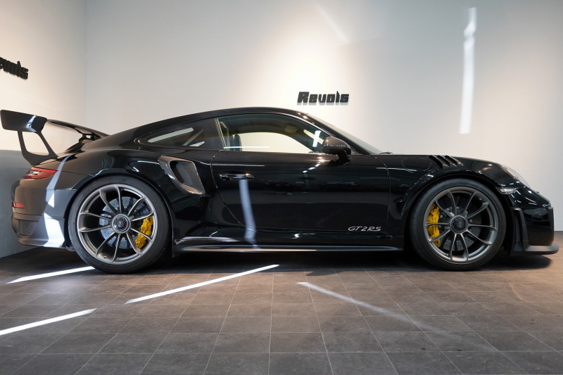 ポルシェ 911(Type991.2) GT2RS オプション493万 ヴァイザッハPKG