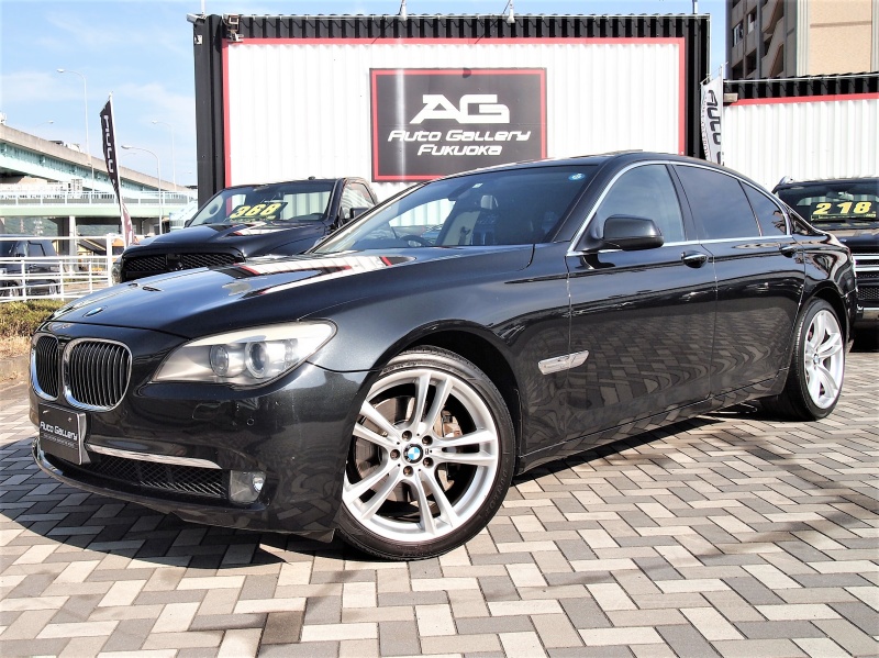 Bmw 7シリーズ 740i プラスpkg サンルーフ Mスポーツインチaw 正規ディーラー車 オートギャラリー福岡 ポルシェ中古車検索 チャンネル9 Jp